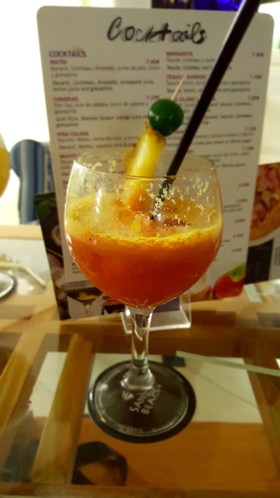 Soleil Bar — Comida y bebida