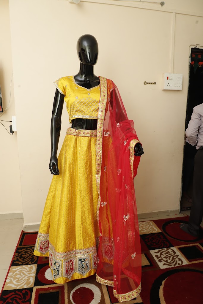 Happy Beauty Parlour And Boutique