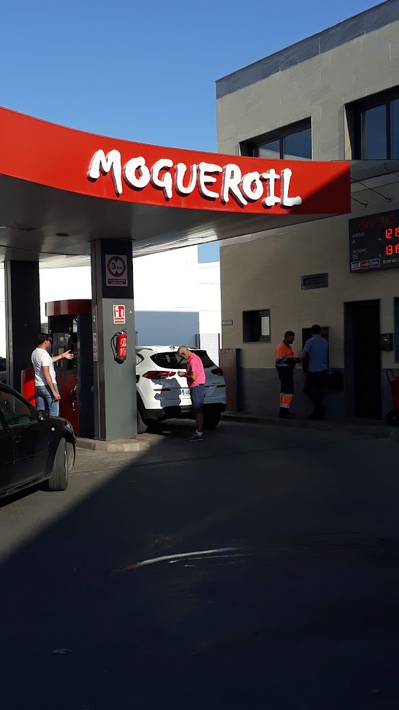 Mogueroil — Exterior