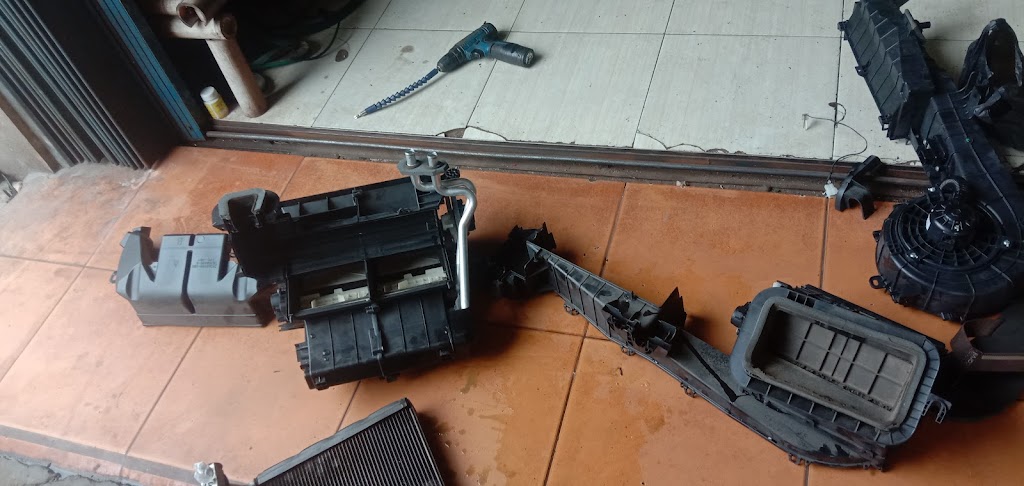 Bengkel Mobil HERSYA