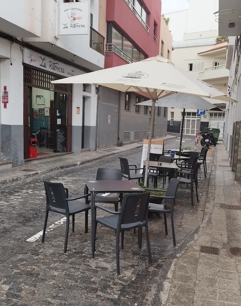 Bar-Cafeteria La Ratonera — Ambiente
