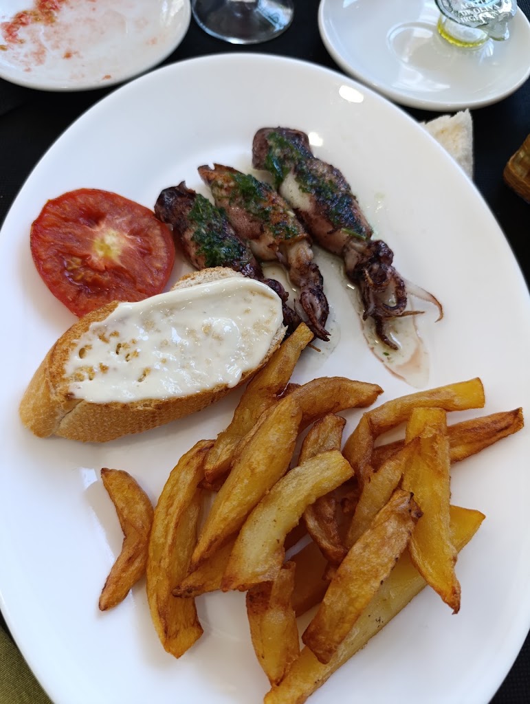 PENA PAN Y TOROS — Comida y bebida