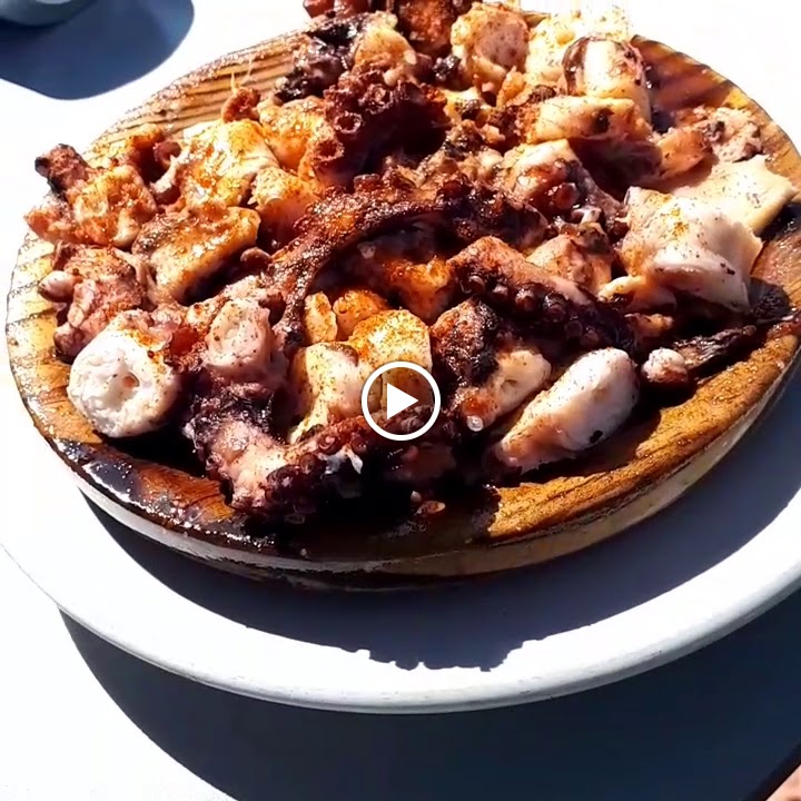 Quiosco El Gallego Beach — Videos