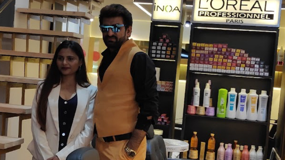 S9 Unisex Salon Makeup Studio Nail Academy