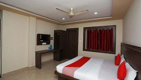 Adarsh Hotel Lodging And Boarding