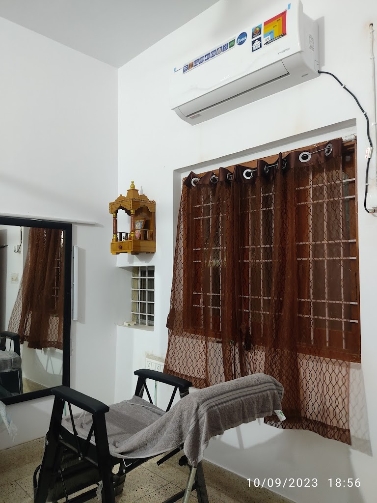 Peach Blossom Beauty Parlour