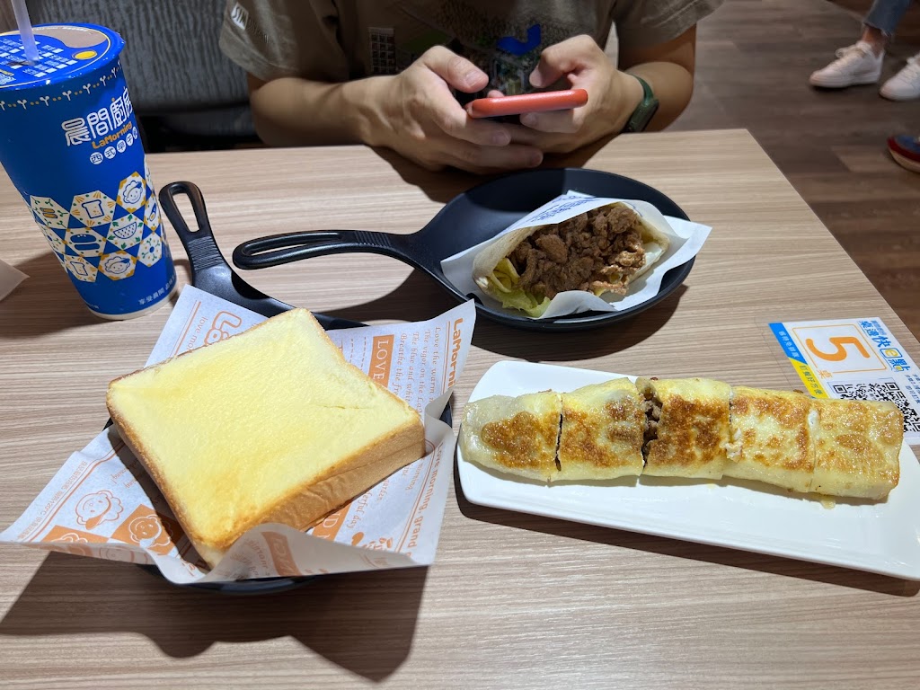晨間廚房早午餐新竹振興店/蛋餅/早餐/麵/新竹美食 的照片