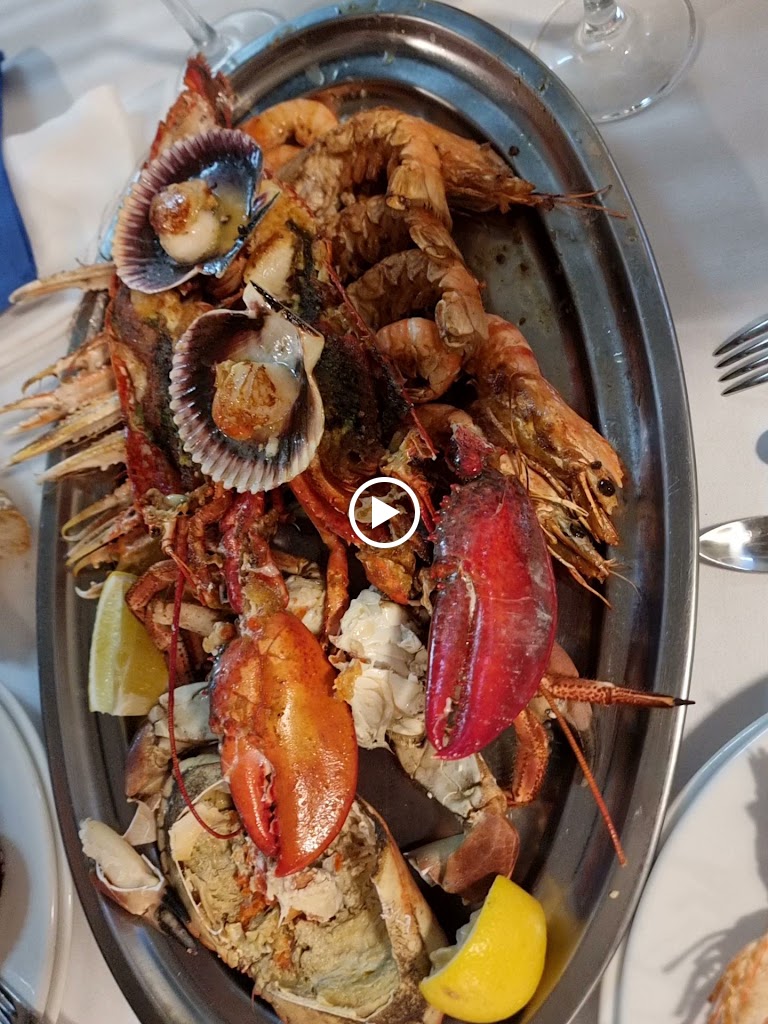 Restaurante Los Penucas — Videos