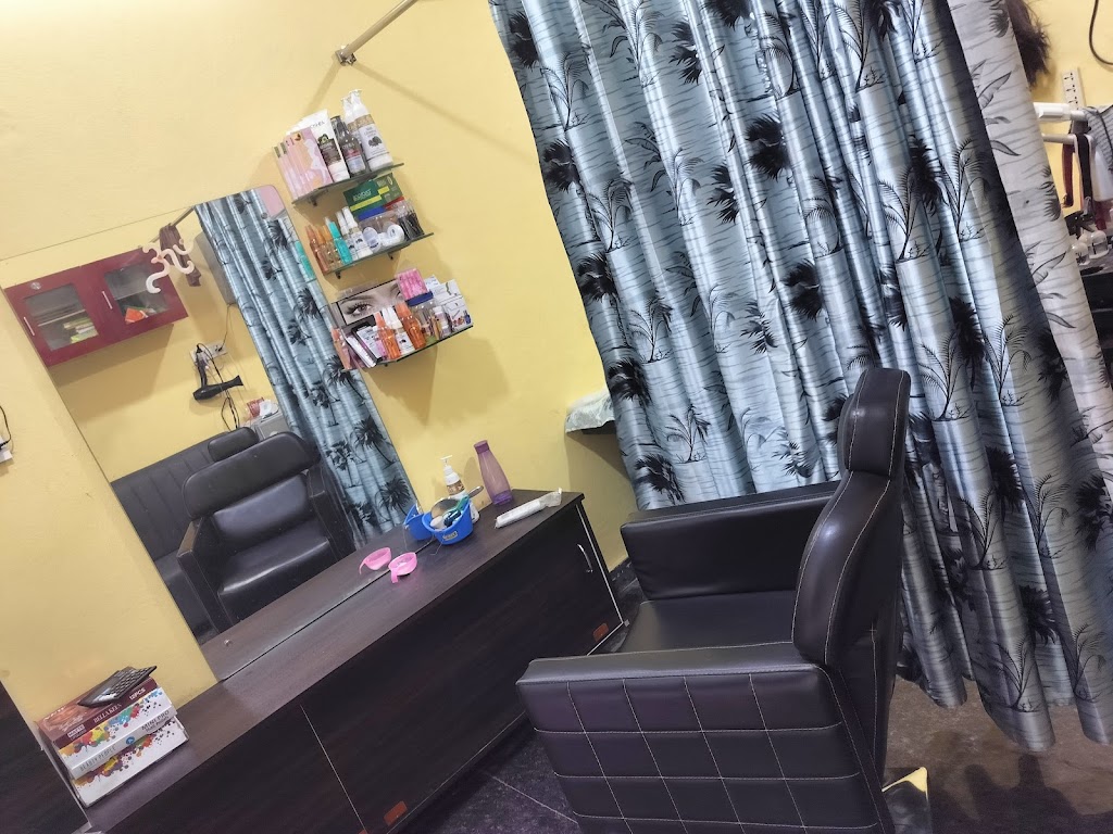 Aaradhya Beauty Parlour