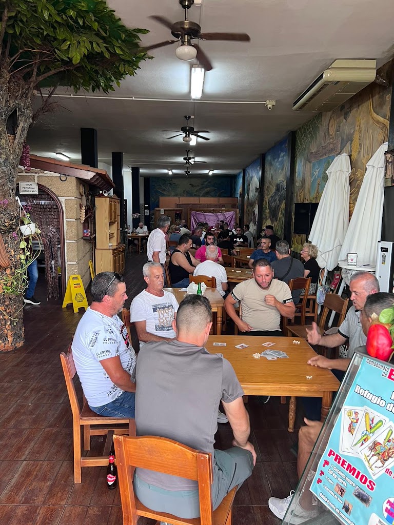 Asadero El Guanche — Ambiente