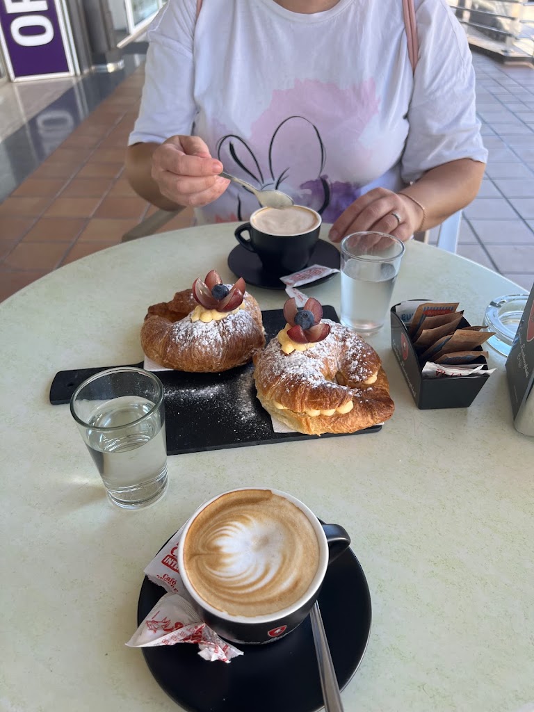 La Ronda Del Sabor GC — Cafe