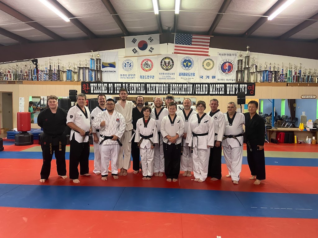  Grand Master Won's Taekwondo