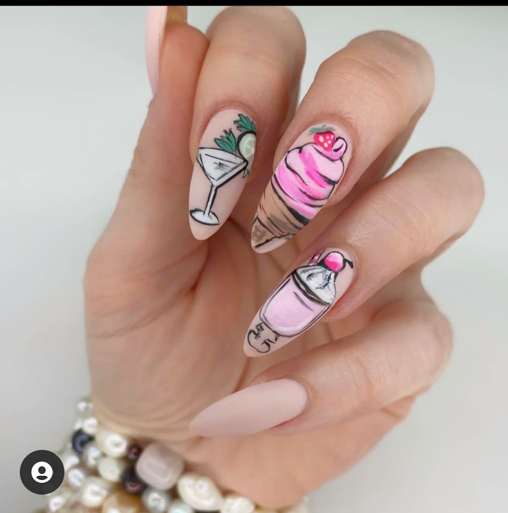 Mi Salon De Unas — Manicura