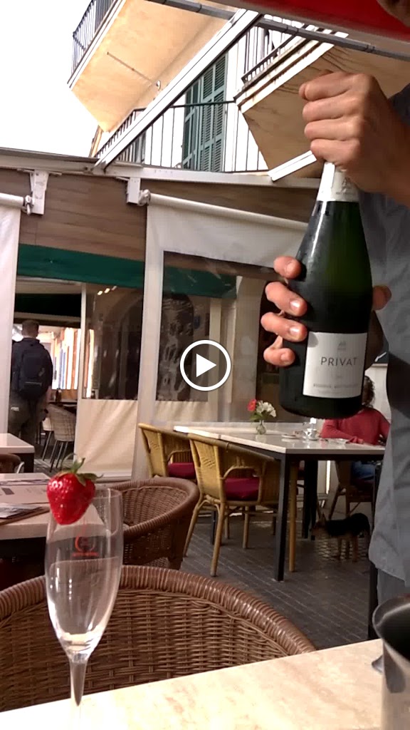 Sarten Bistro&bar — Videos