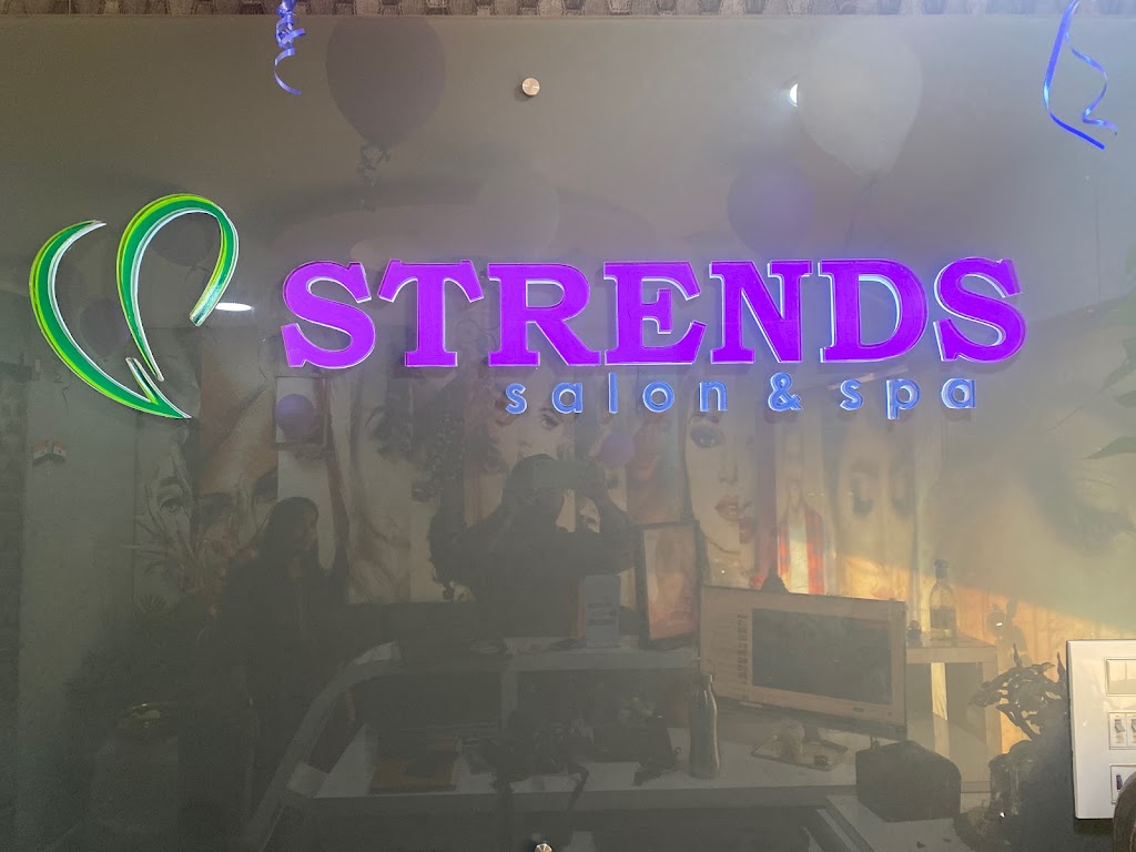 Strends Unisex Salon Spa