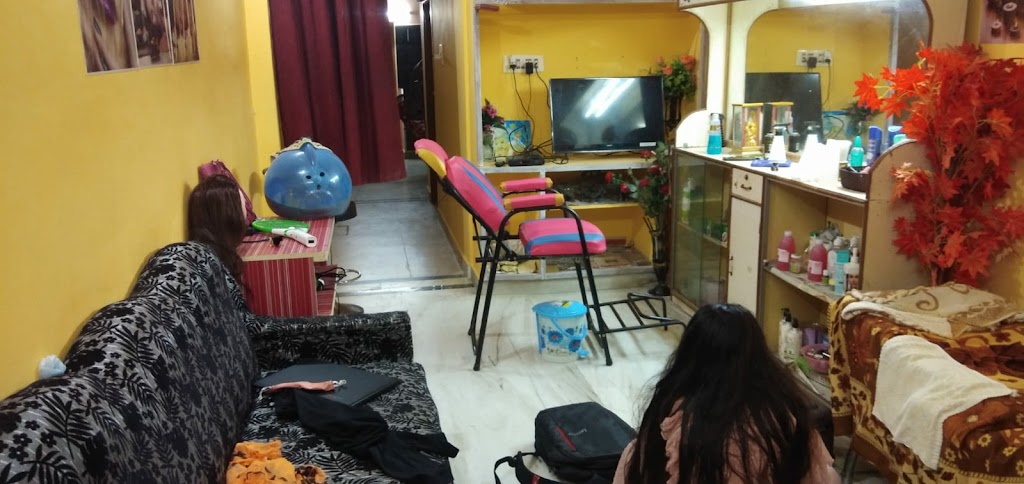 Sri Lekha Herbal Beauty Parlour