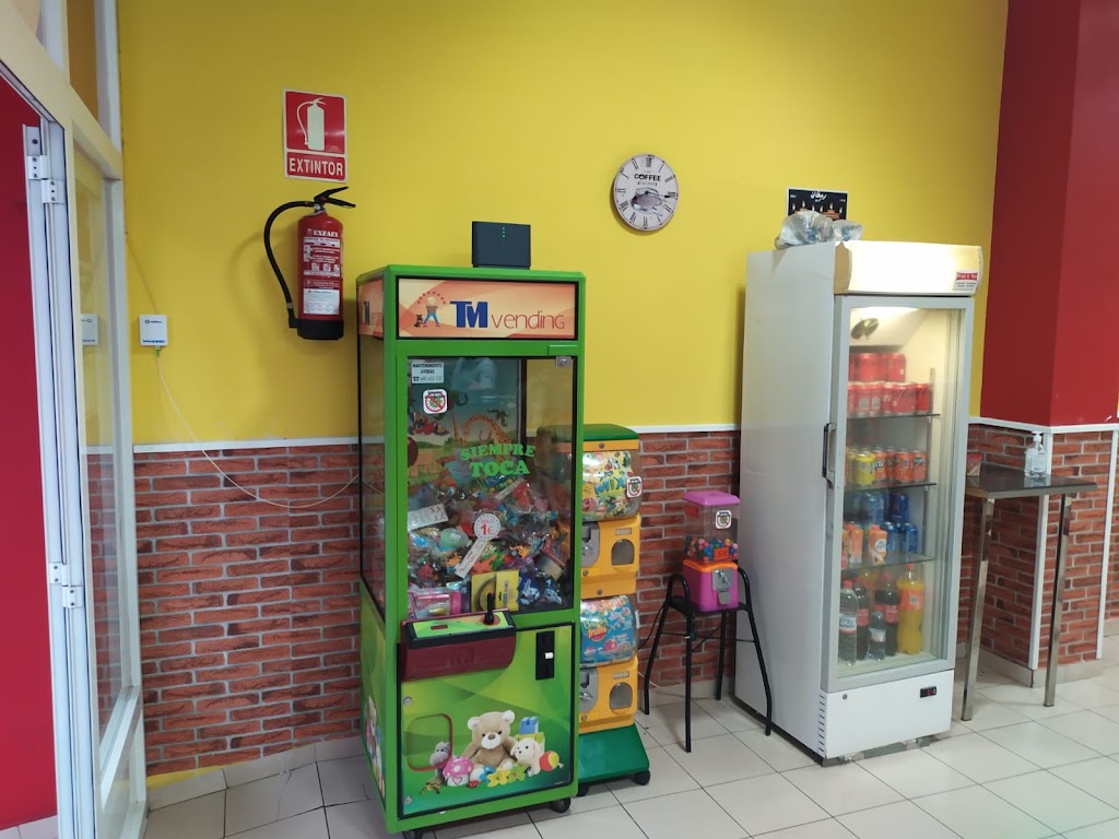 Restaurante Istambul Doner Kebab Av. Bulevar de El Ejido, 136 — Ambiente