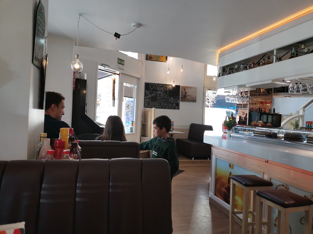Cafe Royalty — Ambiente