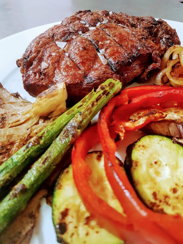 Restaurante MIRAS — Comida y bebida