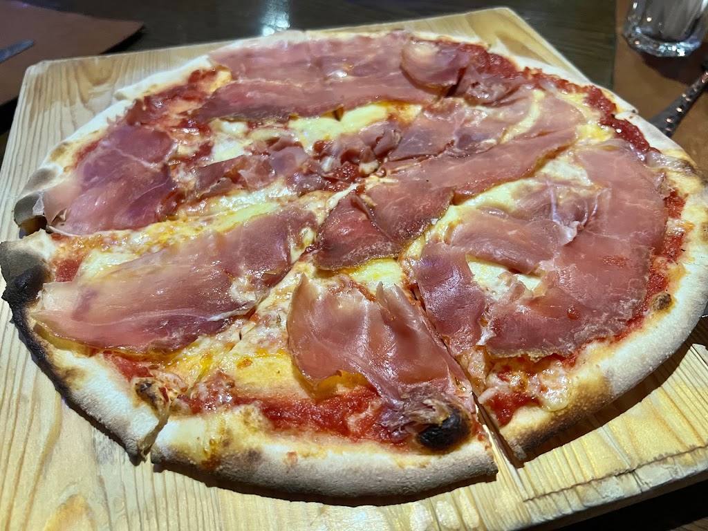 Make Me Wine Pizzeria의 사진