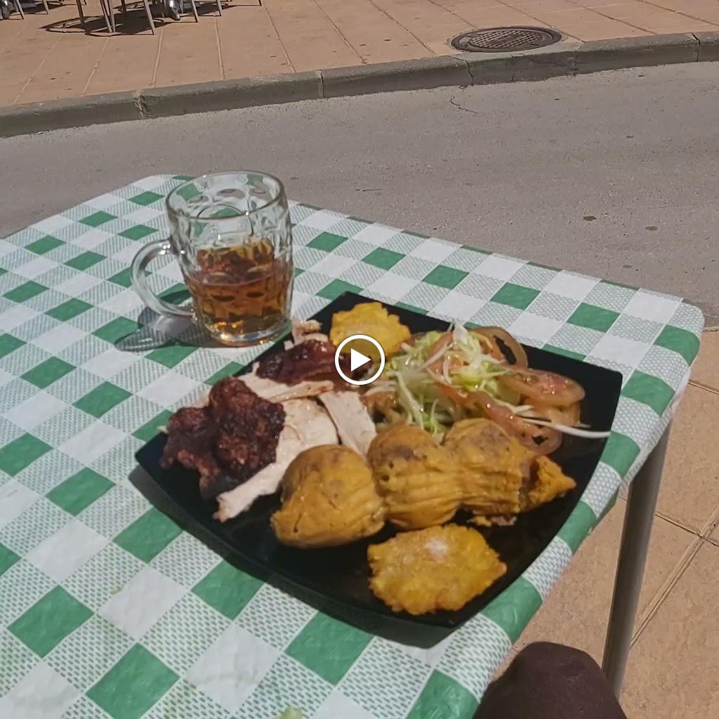Bar Willy - Restaurante — Videos