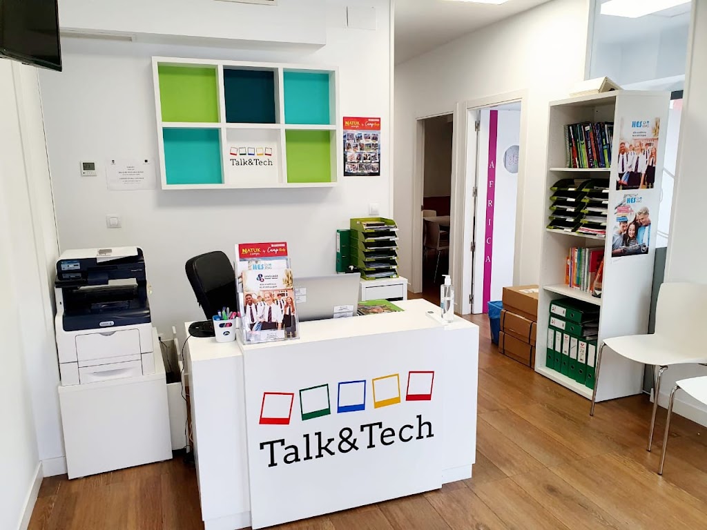 Academia de Idiomas Talk&Tech — Del propietario