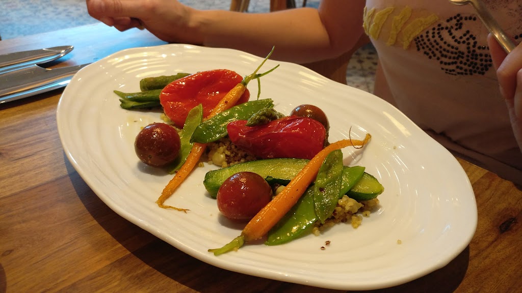 D.O.M. (Denominacion de Origen Malaga) — Comida y bebida