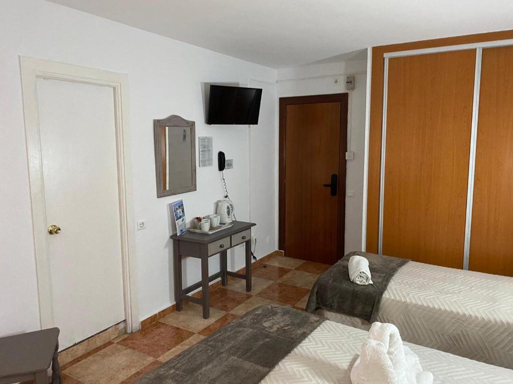 Hostal Virgen del Rocio 2 (HVR2)