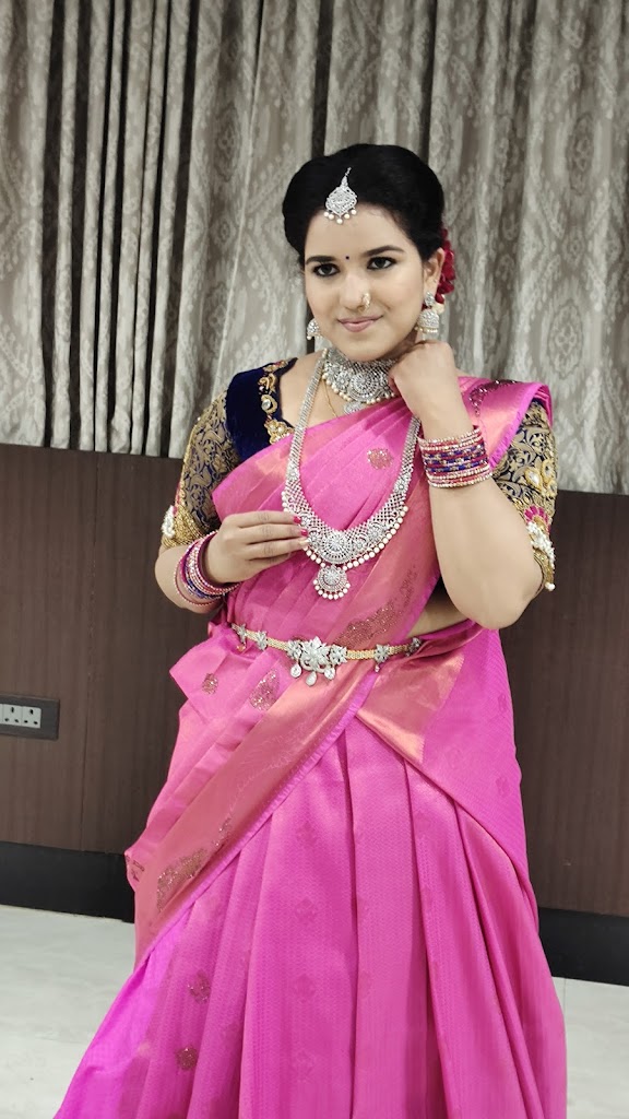 Lakshmi Matrix Hair Beauty Parlour Training Academy