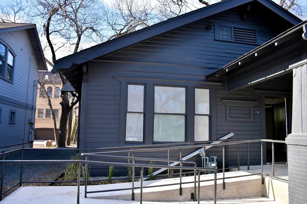  PURE Yoga Texas | Downtown Austin