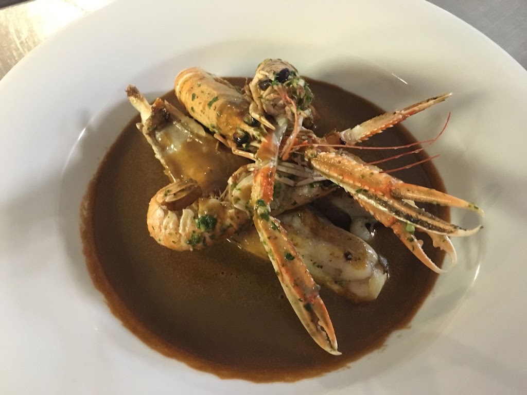 Restaurante Bocado — Comida y bebida