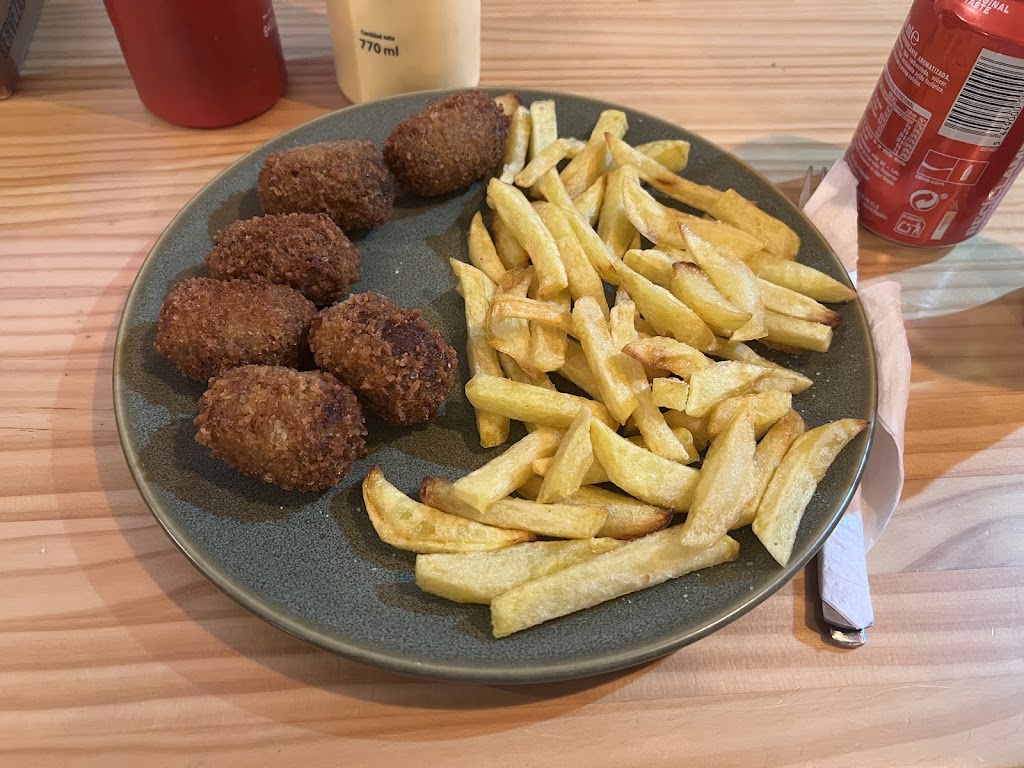 Bar Restaurant el Pabello — Comida y bebida