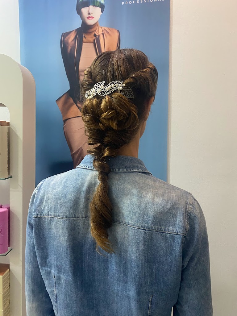 Patricia y Rafa Peluqueria y Estetica