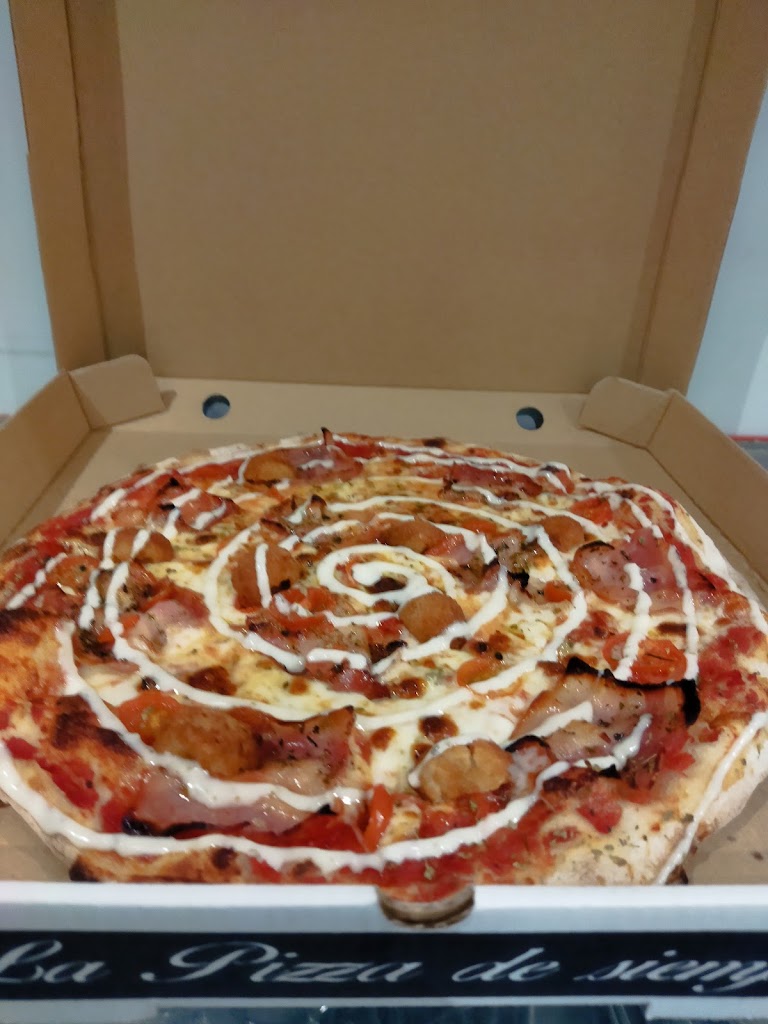 Pizzeria El Colisseo — Pizza