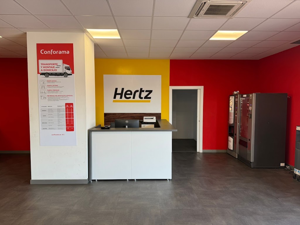 Hertz Alquiler De Coches - Bilbao Barakaldo - Collection Warehouse Conforama — Interior