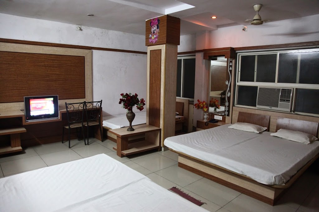 Hotel Abhinandan Palace Bar