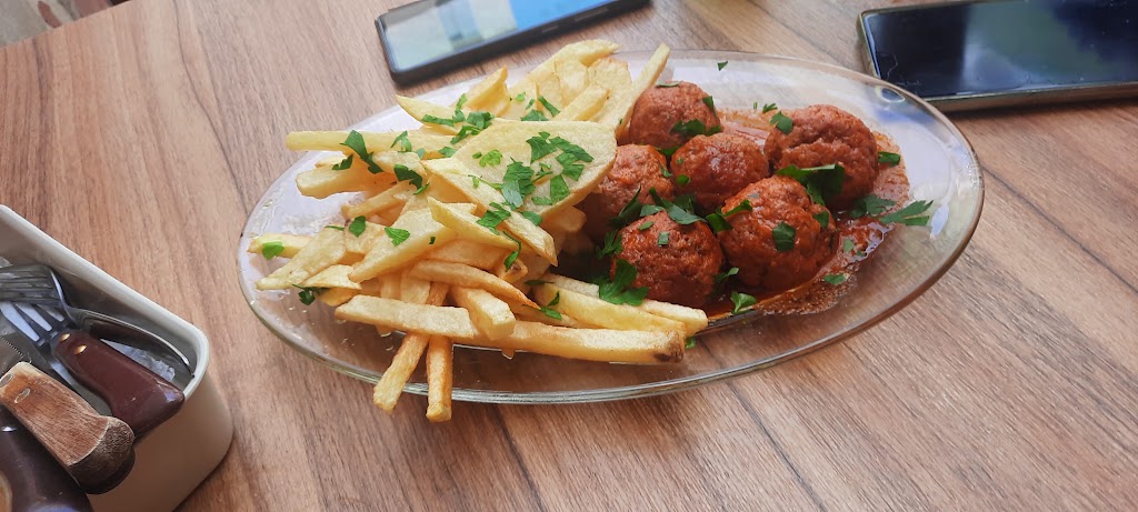 Bar de Pedro — Comida y bebida