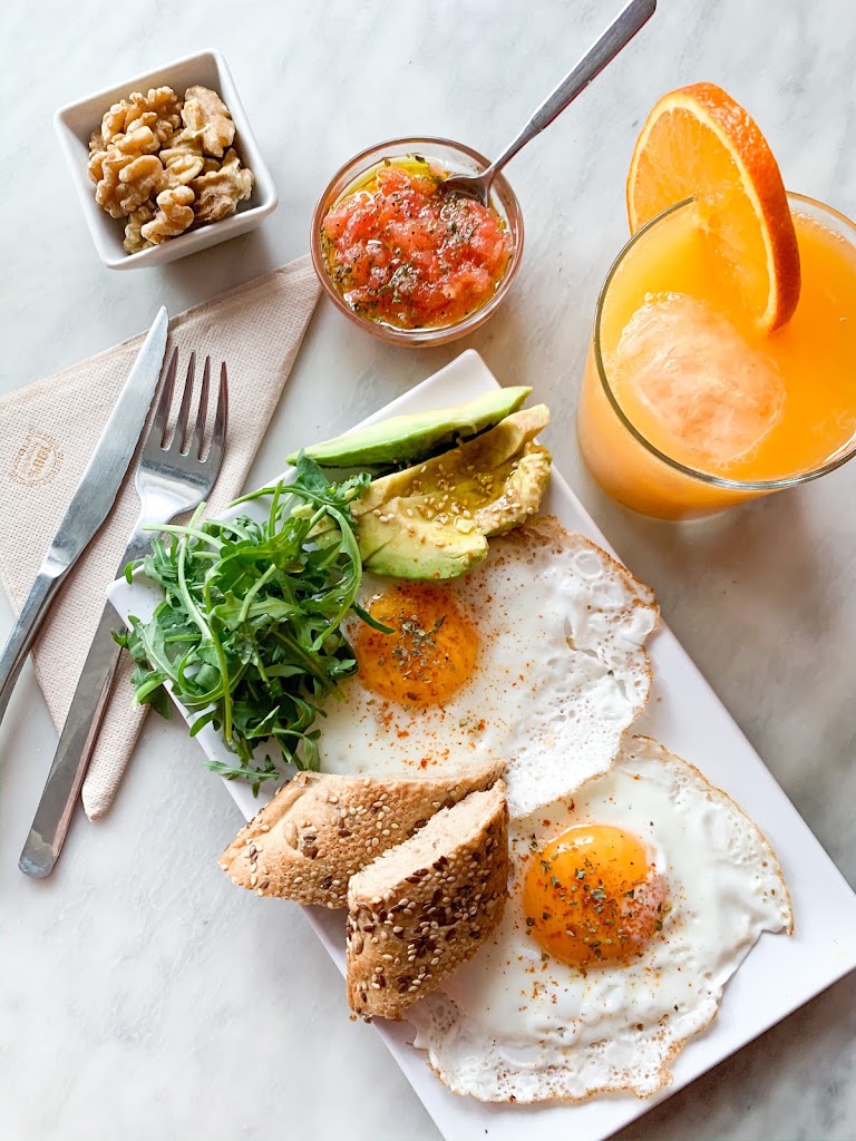 La Lila — Comida y bebida