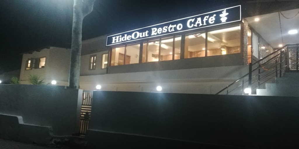 Hideout Restaurant And Cafe Best Pizza And Burgers And Fast Food
