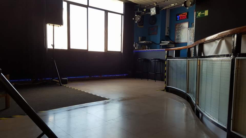 MOONROCK Musik, espacio musical