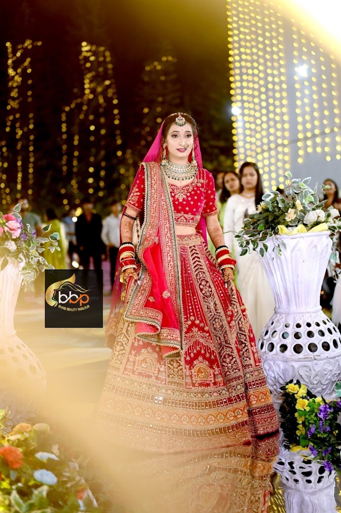 Bhabi Beauty Parlour