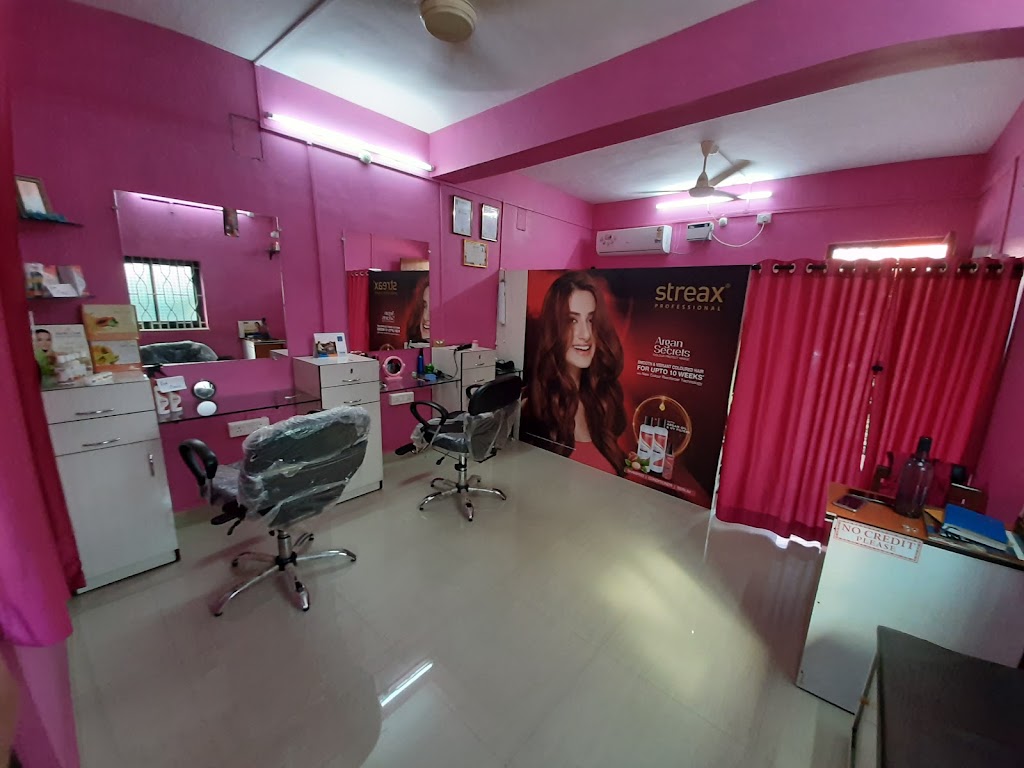 Av Beauty Parlour