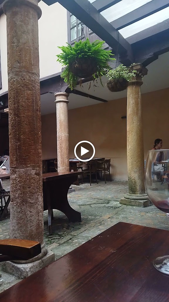 Restaurante La Gran Taberna — Ambiente
