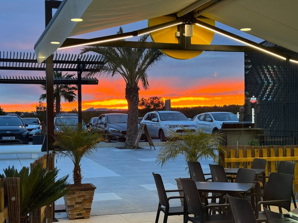 Moana Poke Bar (Lomas de Cabo Roig)