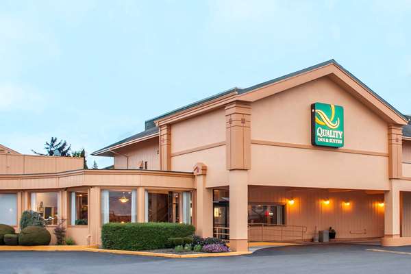 Quality Inn & Suites at Coos Bay - Hotel in North Bend , United States of America