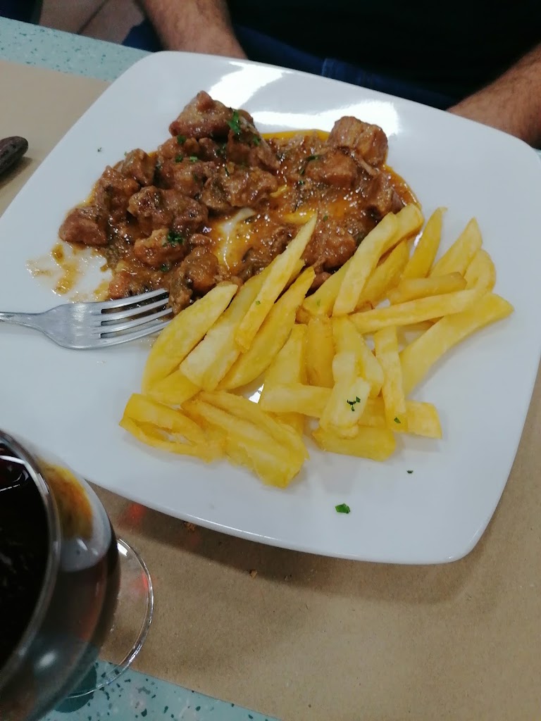 Restaurante Intervia — Comida y bebida
