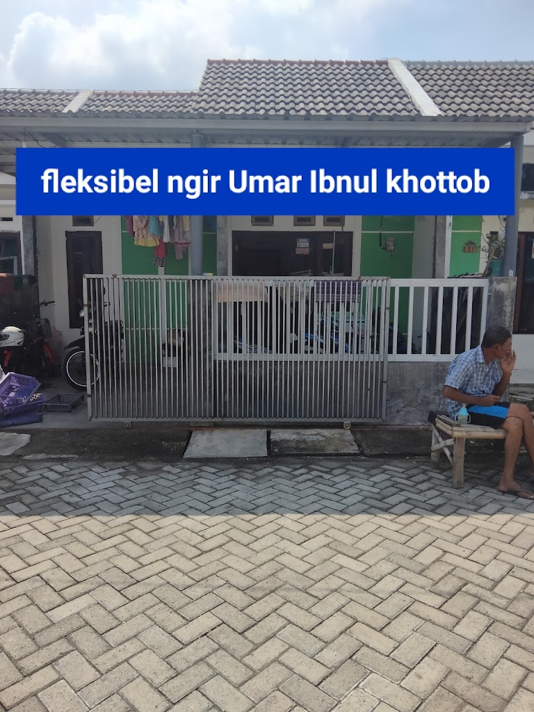 Penjual fleksibel ngir "Umar Ibnul Khottob"