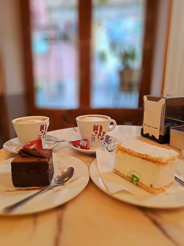 Pasteleria Rico. — Pastel