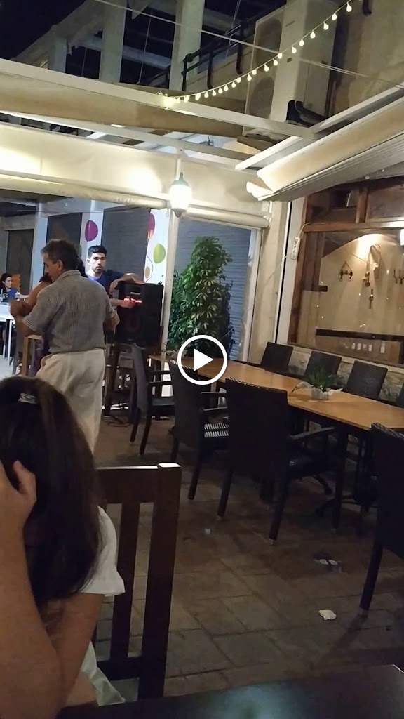 Restaurante Claro de Luna — Videos