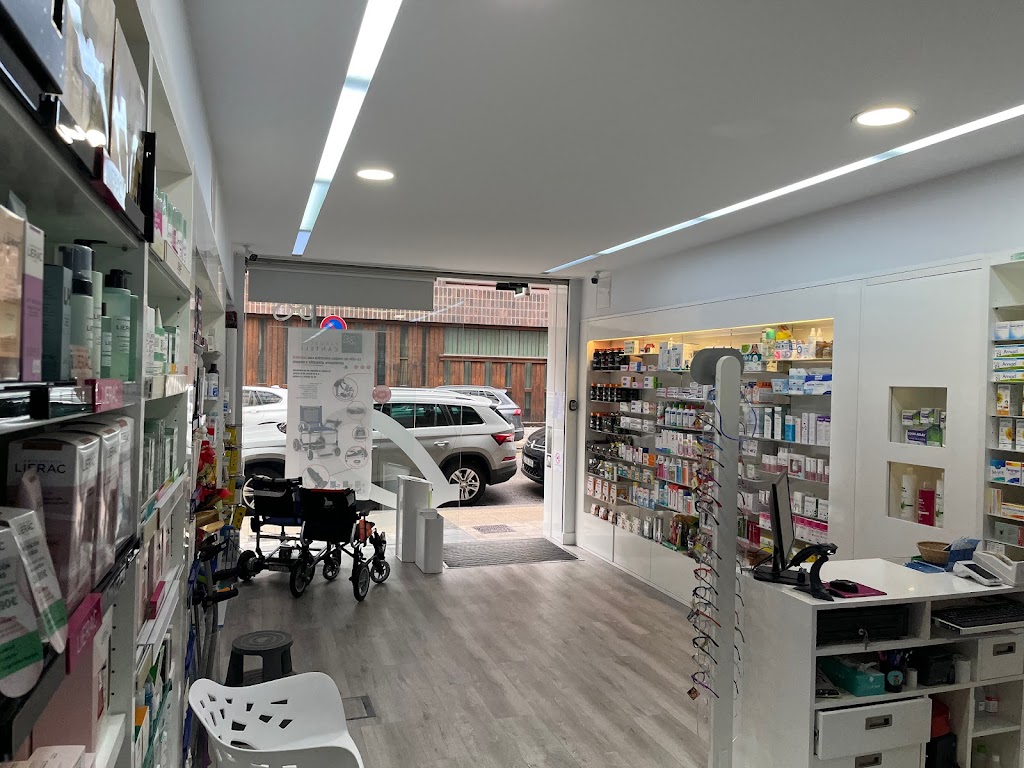 Karel Perez Farmacia
